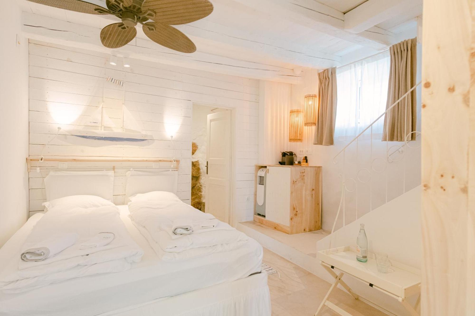 Pavi Apartments Romantic Stone House K13 Корнич Экстерьер фото