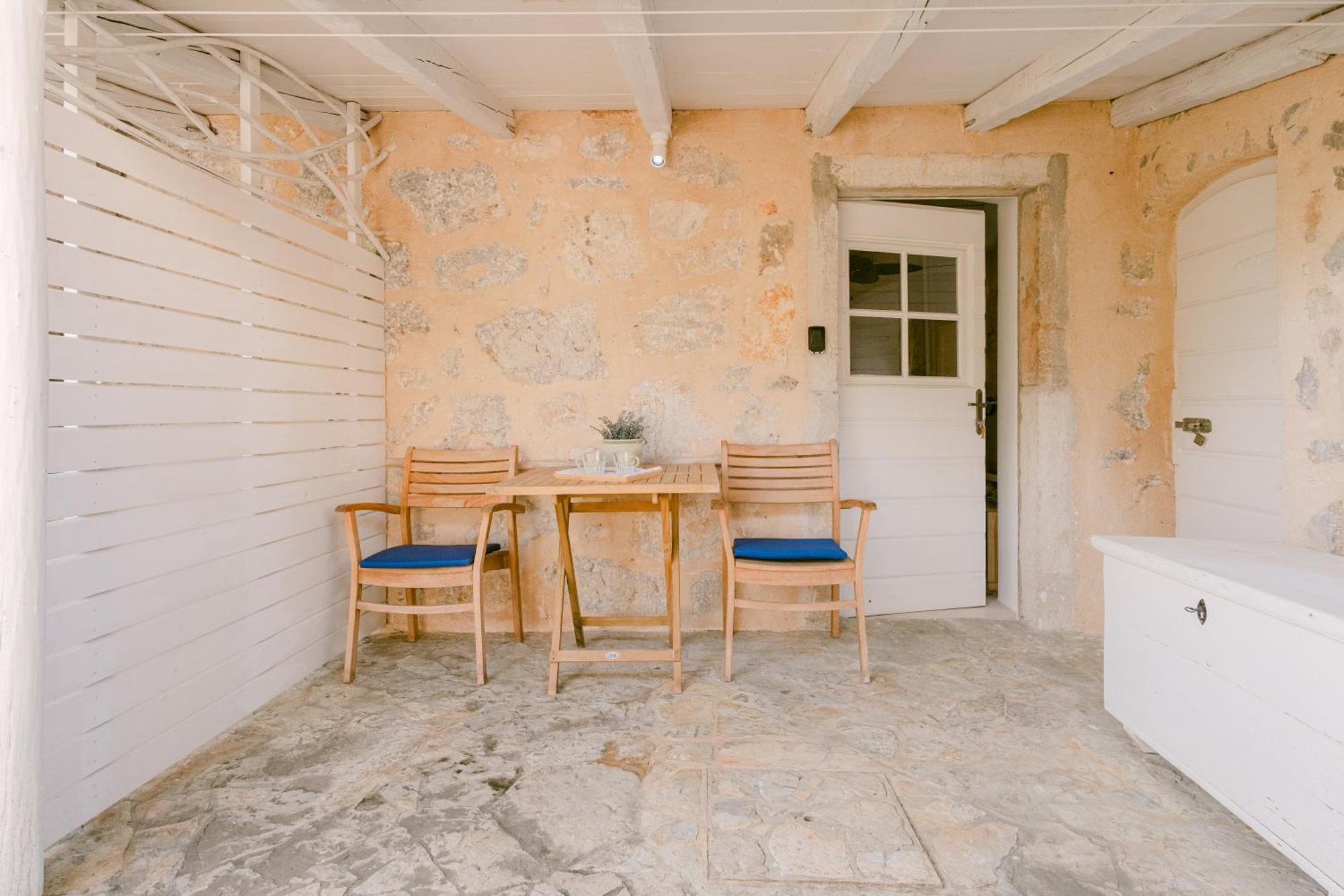 Pavi Apartments Romantic Stone House K13 Корнич Экстерьер фото